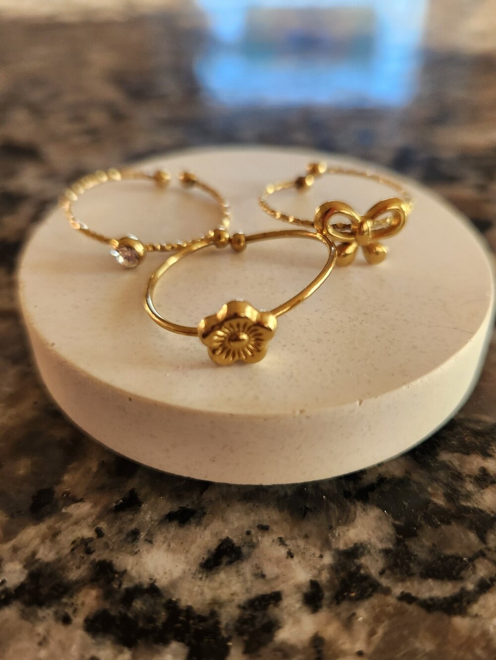 Set Of 3 Gold Rings - Picture 2 of 3